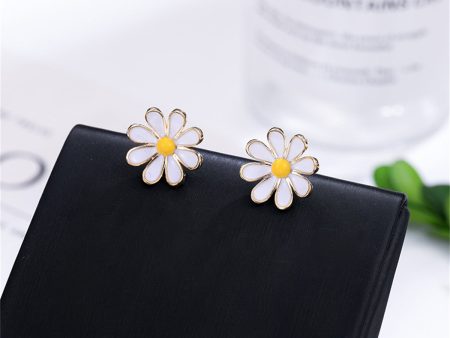 White Enamel & 18K Gold-Plated Mum Stud Earrings For Cheap