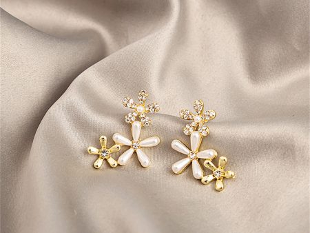 Clear Cubic Zirconia & Pearl Tri-Flower Stud Earrings Discount